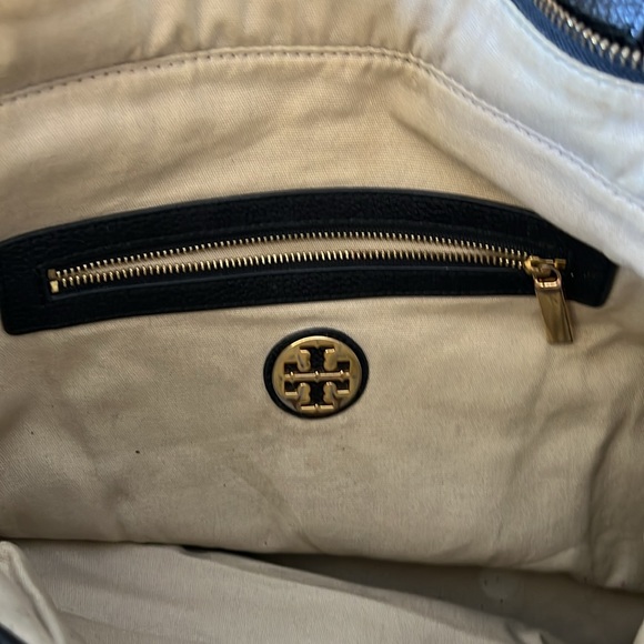 Tory Burch Handbag - Picture 4 of 11